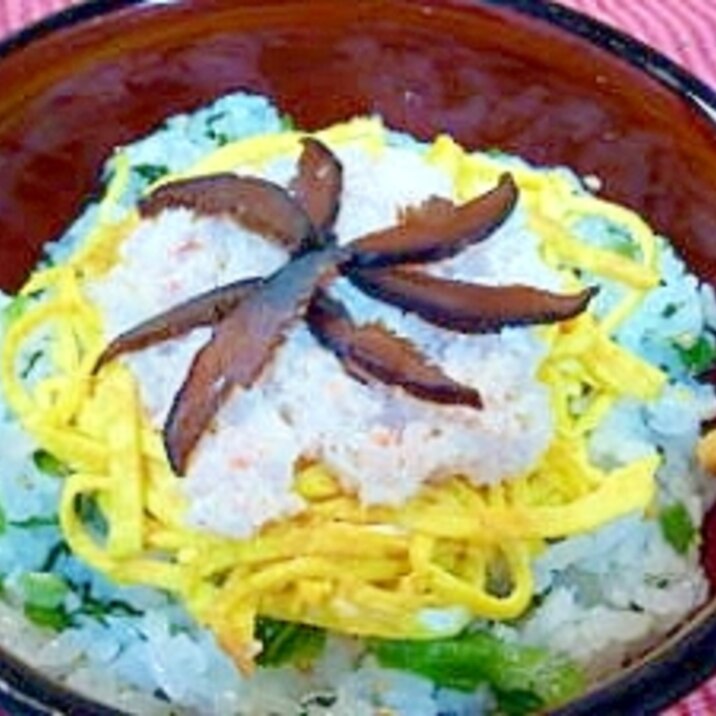 カニ缶でカニちらし寿し